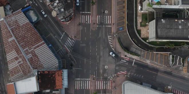 Prefeitura de Itabira fiscaliza mais de 100 estabelecimentos abertos mesmo com alvarás suspensos