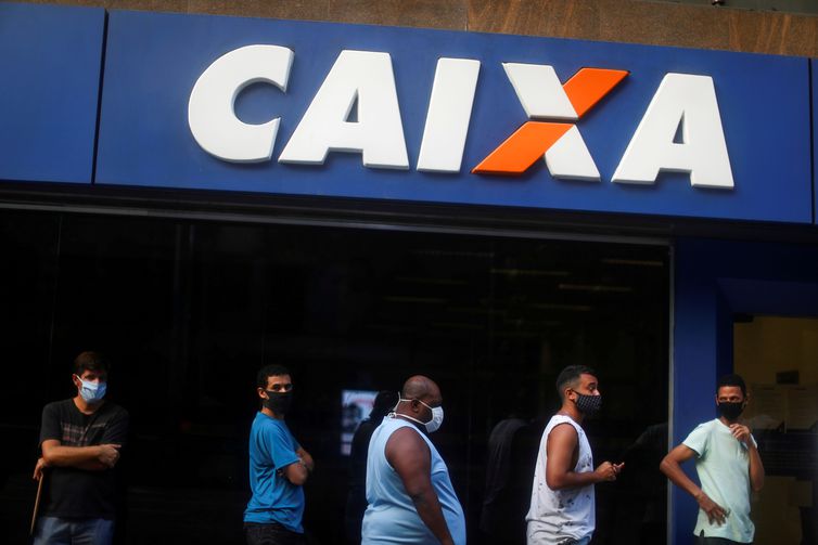 Nascidos em julho podem sacar auxílio emergencial a partir de hoje