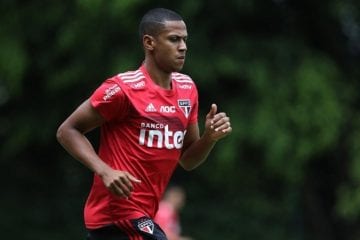 Bruno Alves relembra início no São Paulo e cita exemplos de Hernanes e Lugano
