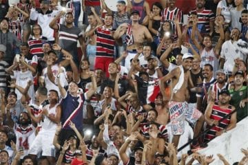 Ações de marketing arrecadam mais de R$ 50 mil e Santa encontra via para driblar crise