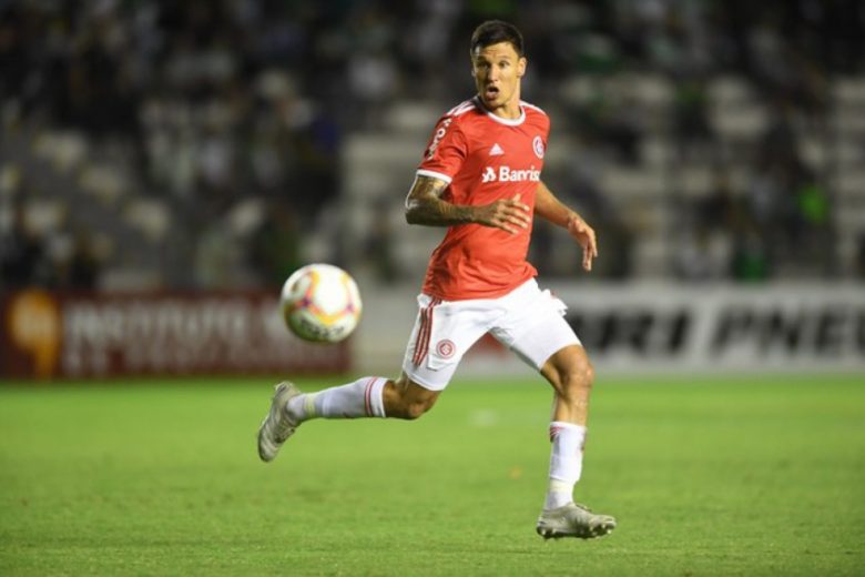 Volante Musto valoriza volta aos treinos do Inter: “É importante”