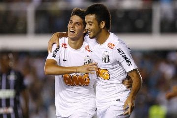 Você se lembra? 10 jogadores que atuaram no Santos neste século e estão na Europa