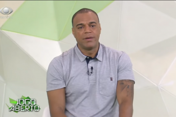 Após Denilson ironizar interesse do Botafogo em Robben, ex-presidente do clube rebate: “Ele nunca ganhou nada”