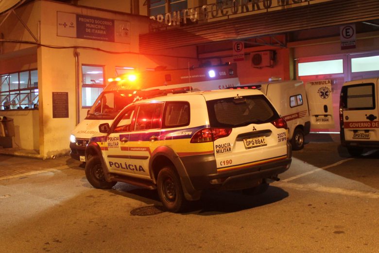 Homem é socorrido após ser baleado durante a madrugada no Conceição