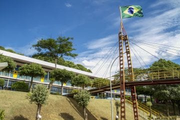Unileste abre editais para contratação de docentes
