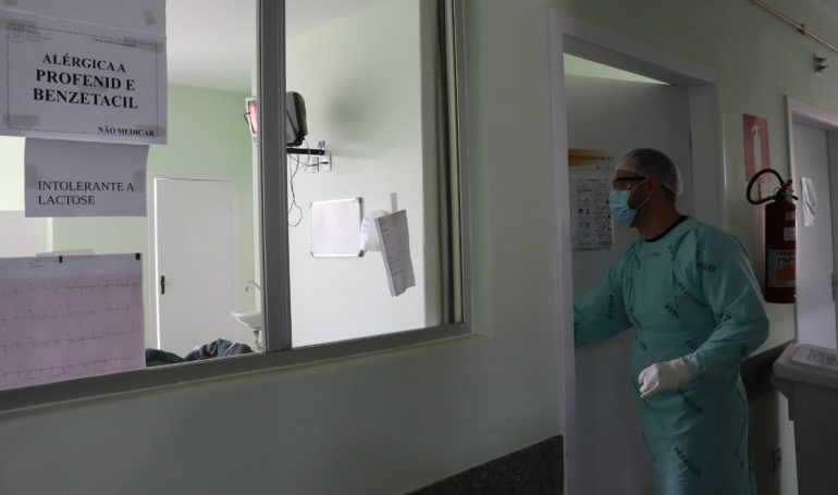 Paciente de Caeté luta há quase 10 dias contra o coronavírus no HNSD