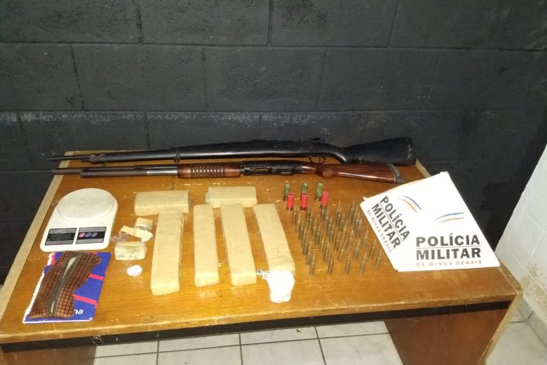 Polícia Militar apreende escopeta e fuzil 762 em Itabira