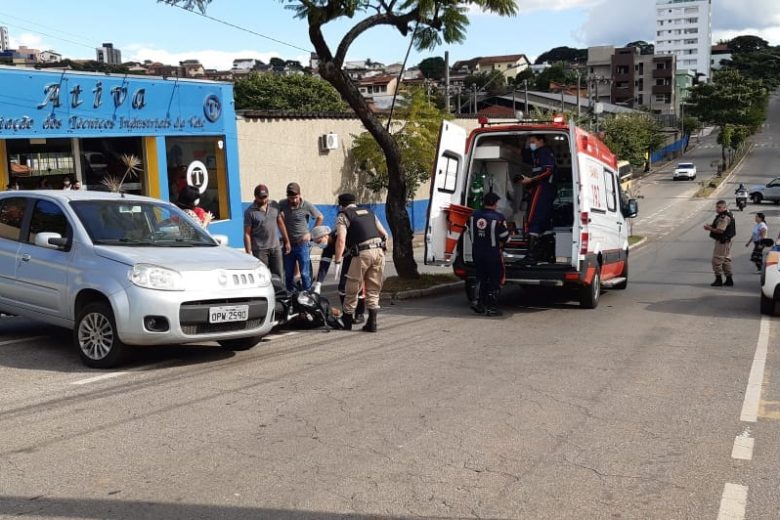 Motociclista sofre fratura em acidente na Av. Ipiranga