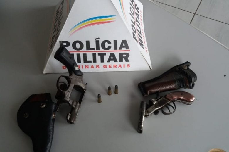 Blitz da PM resulta na apreensão de duas armas em Itabira