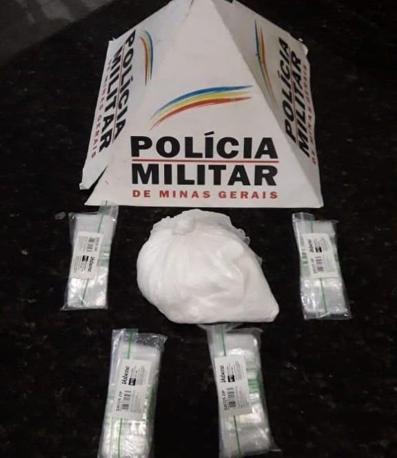 Homem é preso com meio quilo de cocaína em Nova Era