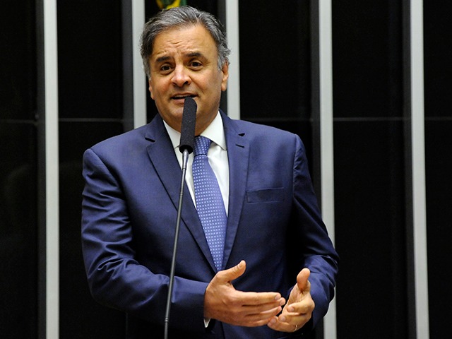 Aécio Neves e outras 11 pessoas são iniciados pela PF por ilegalidades