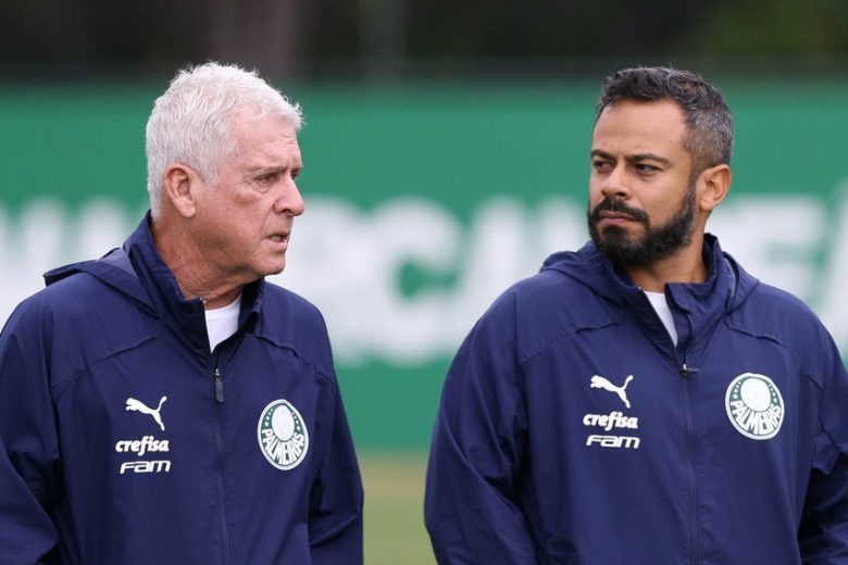 Preparador físico do Palmeiras diz que foi chamado de “ultrapassado” por profissional do Corinthians e rebate: “A diferença são 40 títulos”