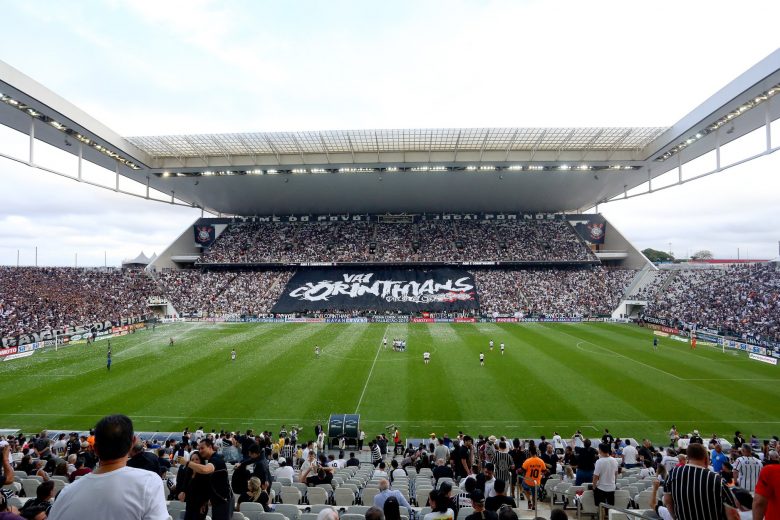 Você lembra quem fez o primeiro gol oficial da Arena Corinthians?