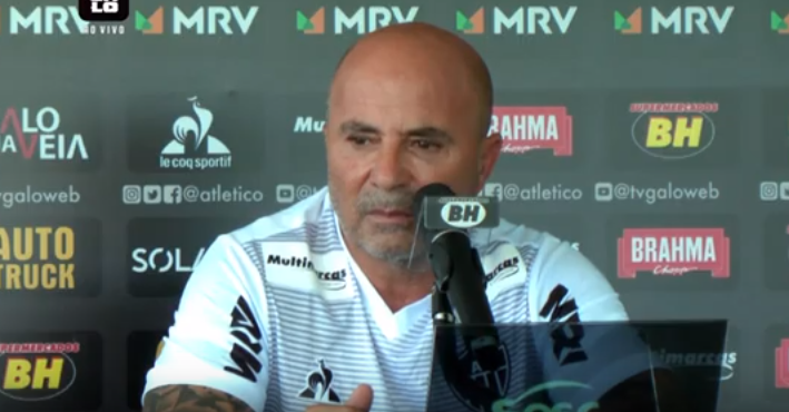 Cuca é sincero e opina sobre Atlético-MG escolher Sampaoli