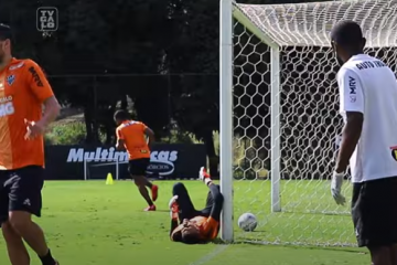 Atacante do Atlético marca golaço em treino e recebe elogio: ‘Boníssima’