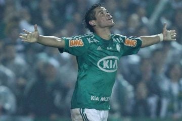 Betinho relembra gol que o fez entrar para a história do Palmeiras: “A ficha só caiu depois de uma semana”