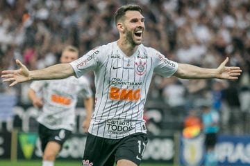 10 jogadores estrangeiros com mais atuações pelo Corinthians