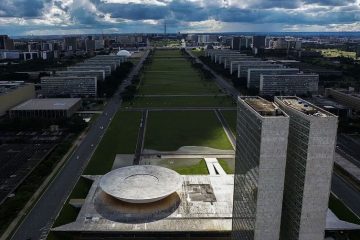 Secretários estaduais pedem que Congresso derrube veto em lei de ajuda