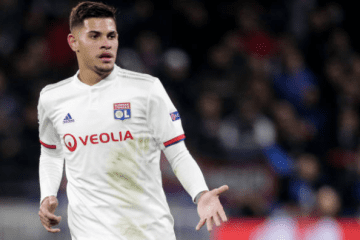 Rivaldo avalia interesse do Barcelona em Bruno Guimarães e pede cautela: ‘Deveria pensar e analisar as opções’