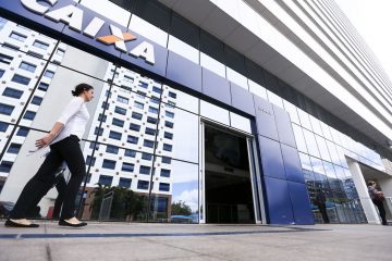 Auxílio emergencial: 680 agências da Caixa abrem hoje até 12h