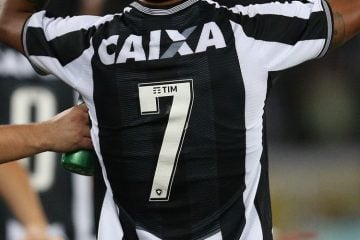 A mística da camisa 7: saiba porque o número é tão exaltado no Botafogo