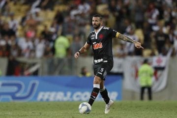 Castan exalta o Vasco e recorda clássico histórico com o Flamengo em 2019: “Mostramos que são 11 contra 11”