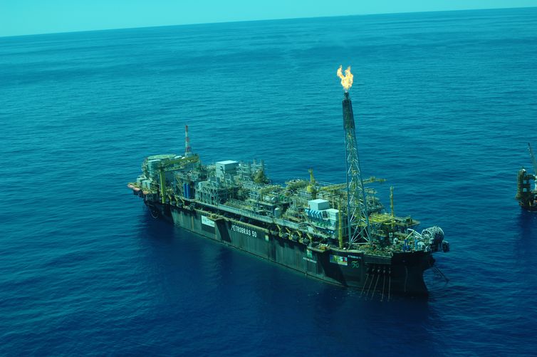 Petrobras atinge 1 bilhão de barris produzidos no Parque das Baleias