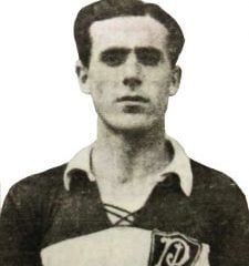 Zagueiro ex-Corinthians foi autor de primeiro gol da história do Palmeiras