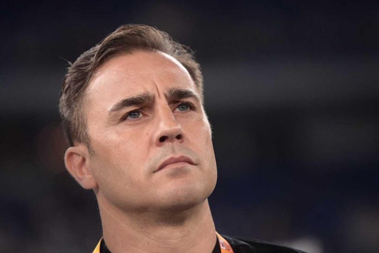 Cannavaro revela que elenco italiano quebrou o troféu da Copa do Mundo de 2006