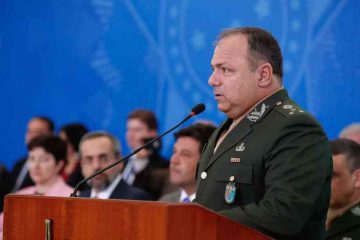 Conheça o general Eduardo Pazuello, provável substituto de Teich