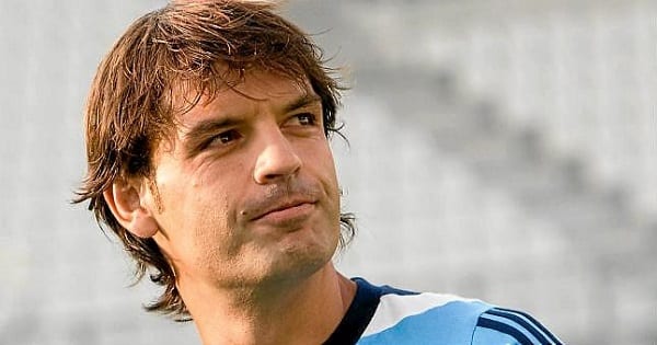 Ex-atacante do Real relembra roubo de ingressos de final da Champions
