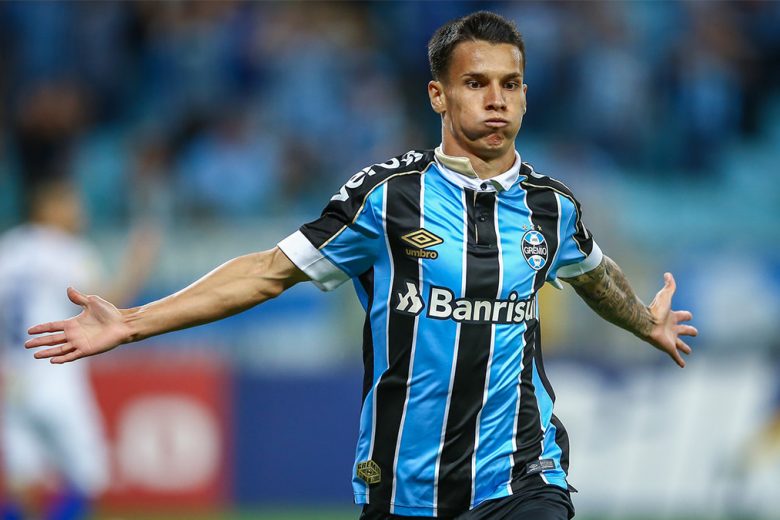 Bolzan ainda crê em acerto com Ferreira, mas adverte: “No Grêmio, estar em afirmação é diferente de estar pronto”