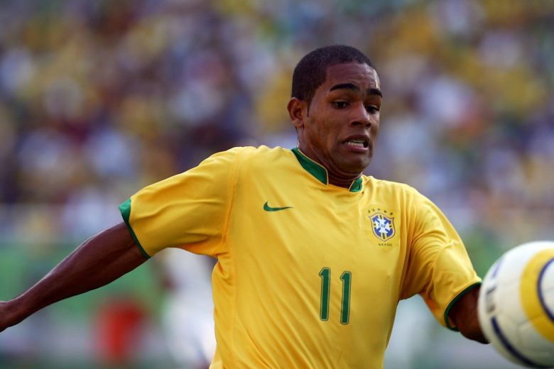 Quais jogadores representaram o Brasil e fracassaram no futebol masculino do Pan-2007?