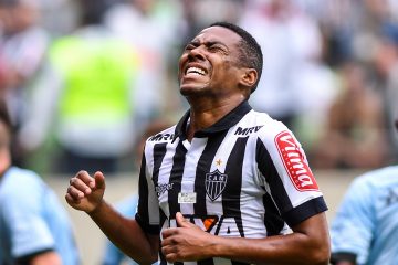 17 jogadores sem contrato para seu time buscar no mercado da bola