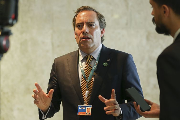 Segunda parcela do auxílio emergencial terá filas menores, diz Caixa