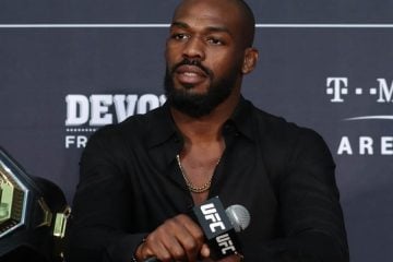 Jon Jones aquece rivalidade e volta a provocar Ngannou: “Você não assusta ninguém”