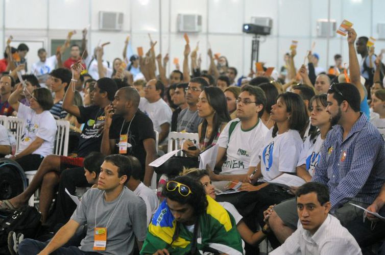 Conjuve discute importância da inclusão produtiva do jovem para o país