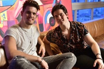 Live de Bravana recebe Breno e Caio César nesta quinta-feira (28)
