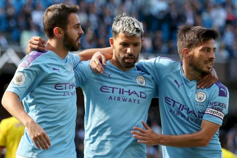 Vazou! Site divulga imagens do novo uniforme do Manchester City