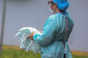 No Brasil, 31.790 profissionais de saúde contraíram Covid-19