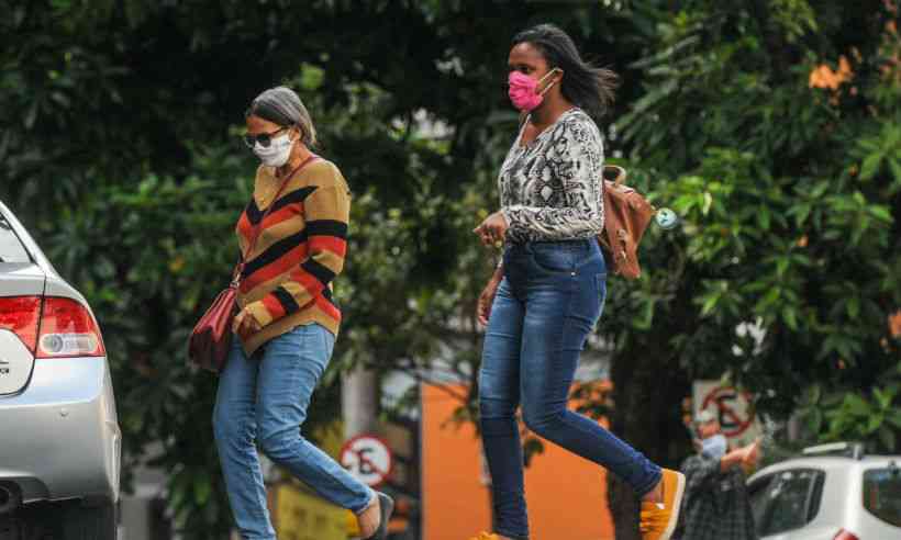 Prefeitura de BH suspende multas a pessoas sem máscaras