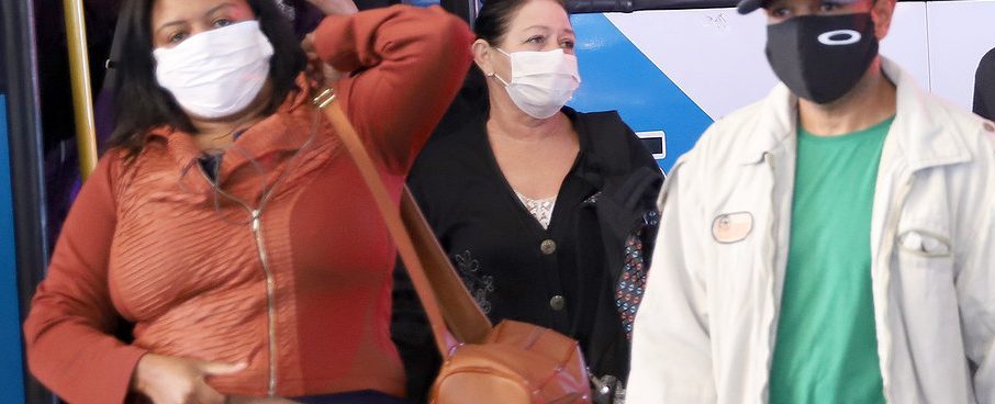 Multa de R$ 80 para quem não usa máscara passa a valer dia 15 em BH