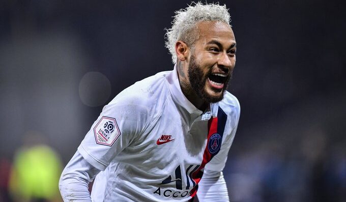 TV diz que Neymar pode reduzir seu salário para voltar ao Barcelona; veja valores