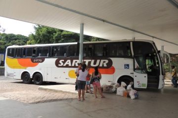Ônibus só poderão seguir viagem se todos os passageiros estiverem de máscara