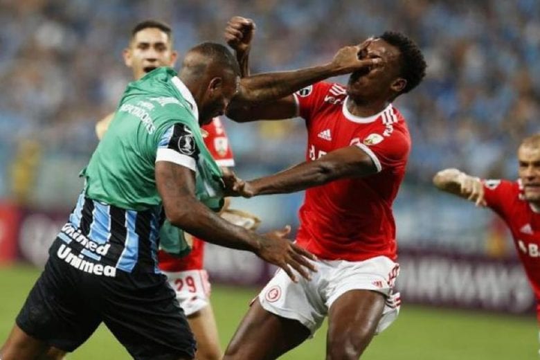 Após longa demora, Conmebol divulga punições dos jogadores envolvidos na pancadaria do Gre-Nal