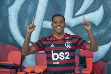 Veja 7 jogadores do Flamengo que podem ganhar espaço com o aumento do número de substituições