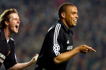 Ex-técnico do Real cita problemas com Ronaldo e revela “denúncia” de Van Nistelrooy: “O vestiário cheira a álcool”