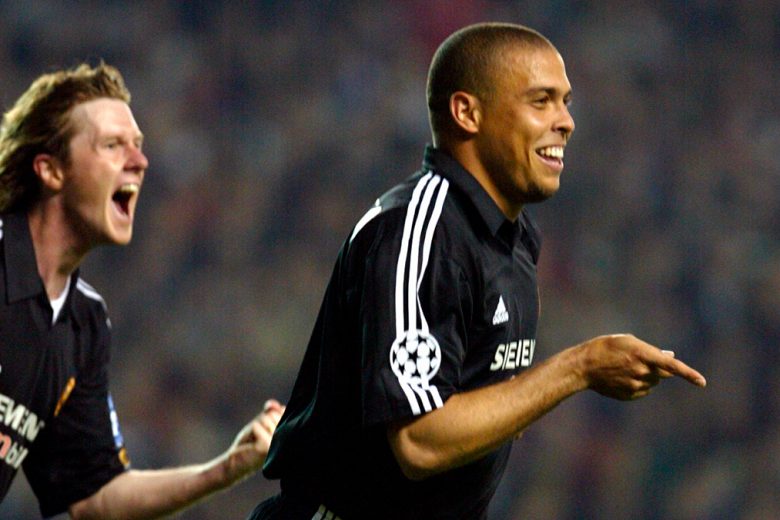 Ex-técnico do Real cita problemas com Ronaldo e revela “denúncia” de Van Nistelrooy: “O vestiário cheira a álcool”