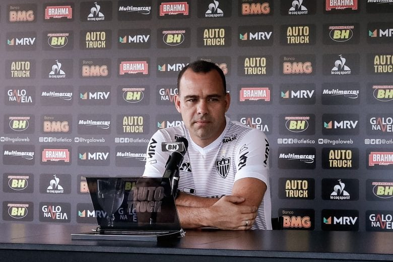 Futebol brasileiro: 8 técnicos estrangeiros que não deixaram saudades