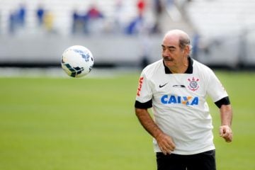 Wladimir, Rivellino e mais: os 10 jogadores que mais atuaram pelo Corinthians